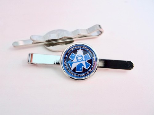 STAR TREK STARFLEET MEDICAL BADGE MEDIC TIE SLIDE GRIP PIN BAR CLIP GIFT - Picture 3 of 3
