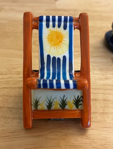 Summer Porcelain Hinged Trinket Box Lot - Uncle Sam/Bath House/Beach Chair (#31) - Picture 8 of 17