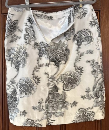 White House Black Market 2PC Black White Silver Floral Skirt Jacket Lined 10 - Picture 8 of 23