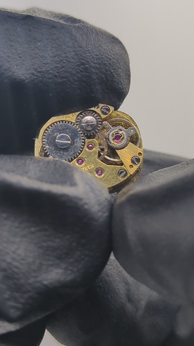 FE Manual Wind Movement Unidentifiable Dial 17 Jewels Swiss PARTS REPAIRS 13.4mm - Video 1 of 1