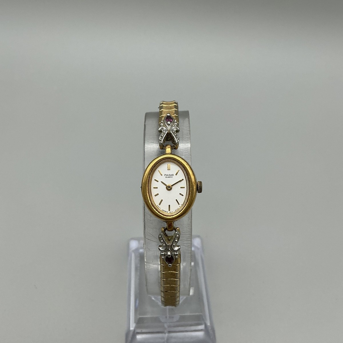Vintage Pulsar Womens Watch 16mm Gold Tone Stretch V810-5160