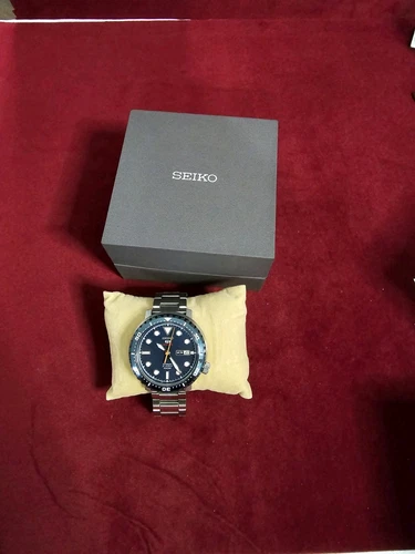 Seiko 5 Sports 4R36-06N0 SRPC61J1 Day Date Stainless Steel Automatic Mens Watch