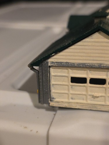 HO Scale Ranch Style Home Grey Green Fully Assembled Used Vintage - Picture 5 of 11