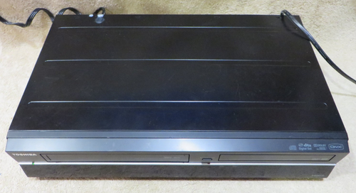 Toshiba DVR620KU VCR / DVD Recorder (VCR Broken DVD Works) For Parts or Repair - Picture 5 of 5