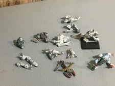 A24892 RACKHAM CONFRONTATION METAL INCOMPLETE LOT LEGS TORSOS WOLFEN ARMS