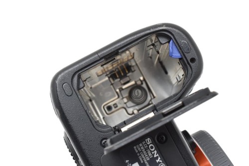 Sony Alpha 7R III ILCE-7RM3 Mirrorless Camera Body Used Excellent Japan - Picture 9 of 10
