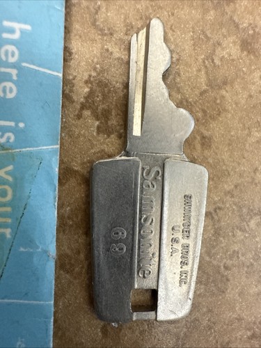 Vintage Samsonite Silhouette Koffer Reisegepäck Schlüssel # 69 mit Original Etui - Bild 2 von 3