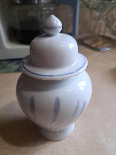 Vintage Otagiri Ingwer Glas weiß blau mit rosa Iris Top Zustand schneller Versand - Bild 2 von 10