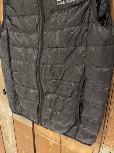 Emporio Armani Quilted Down Gilet Bodywarmer Sleeveless Jacket Black Medium - Picture 4 of 13