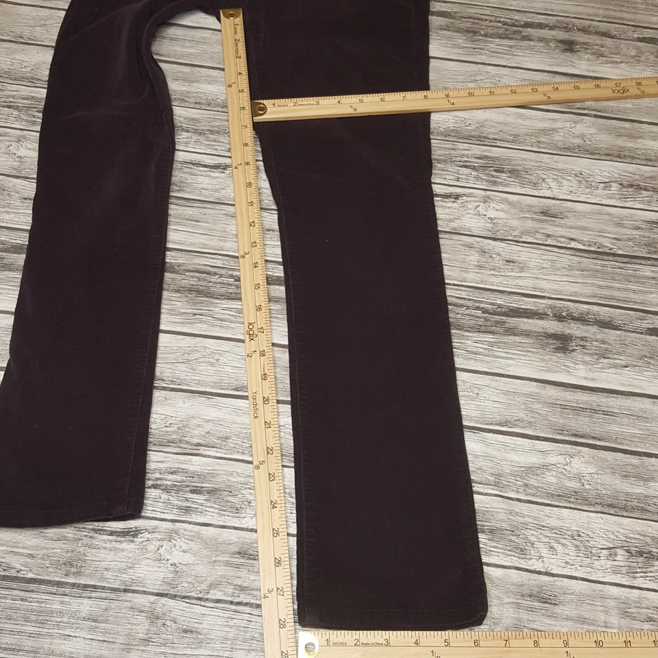 Calça jeans feminina Calvin Klein tamanho 2 veludo reto borgonha escura casual - Imagem 2 de 4