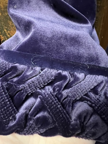 VTG Delicates Housecoat Robe Women Sz M Purple Velvet Velour Cuff Collar Detail - Picture 3 of 9