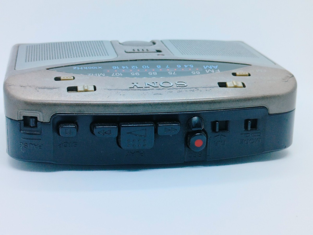 Sony WM GX 322 Walkman Cassette player Radio works motor
