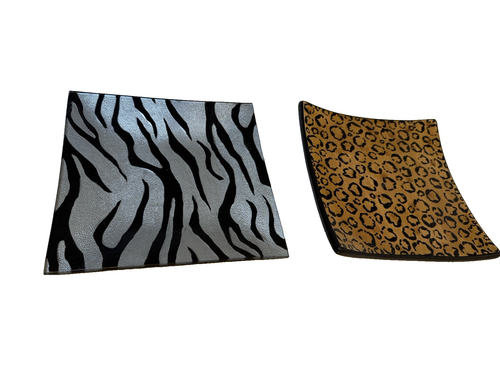 Animal Print Square Plates set of 2 Laurie Gates Jungle Gift - Picture 1 of 9