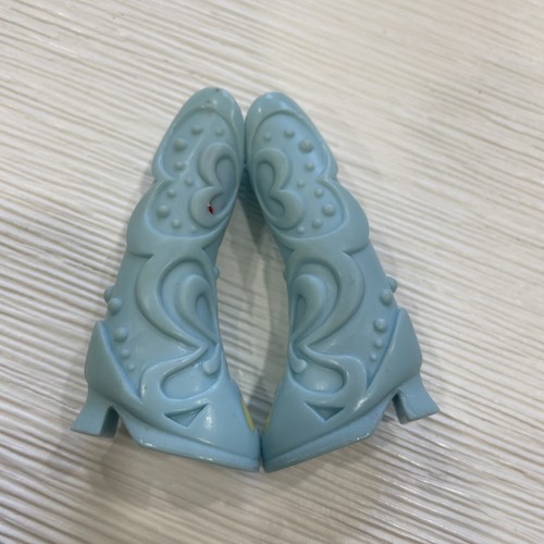 My Little Pony Equestria Girls Fluttershy 11” Doll Replacement MLP Blue Boots - Picture 4 of 9