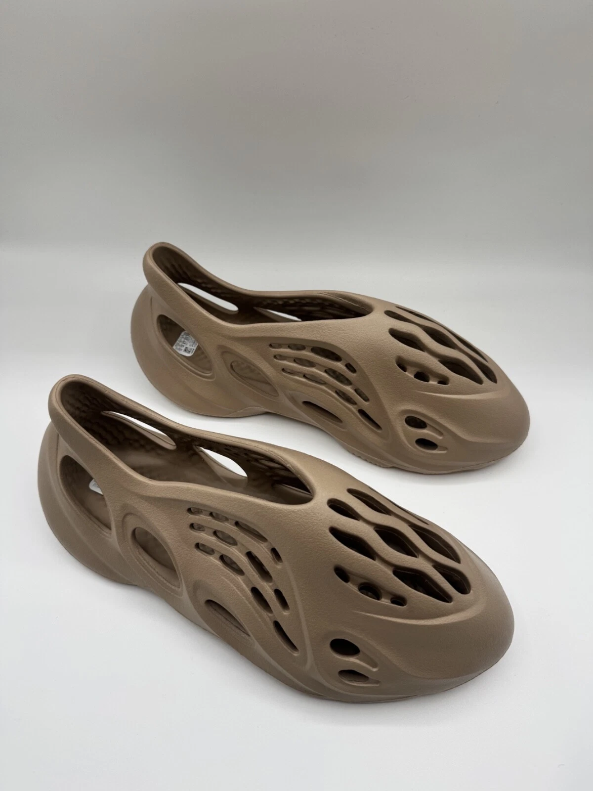 SANDALO SCIVOLO ZOCCOLI ADIDAS YEEZY FOAM RUNNER MIST uomo US 12 nuovo scatola GV6774