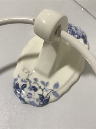 Vintage White Hand Towel Ring Holder Ceramic Blue Flowers Bathroom Decor - Picture 6 of 6