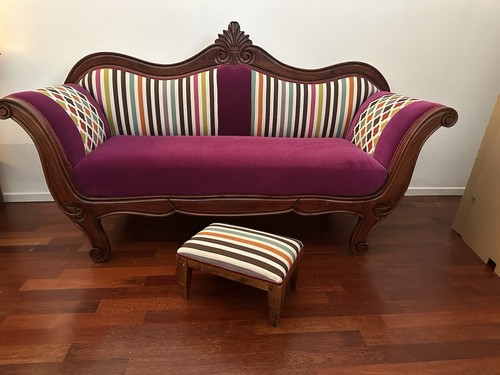 Splendido Divano Stile Liberty Con Poggiapiedi di ottima manifattura. - Foto 3 di 3