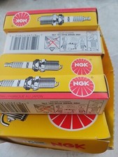 NGK SPARK PLUG D7EA Pack of 4  D-7EA  #7912 7912 for BMW Honda Kawasaki Suzuki 