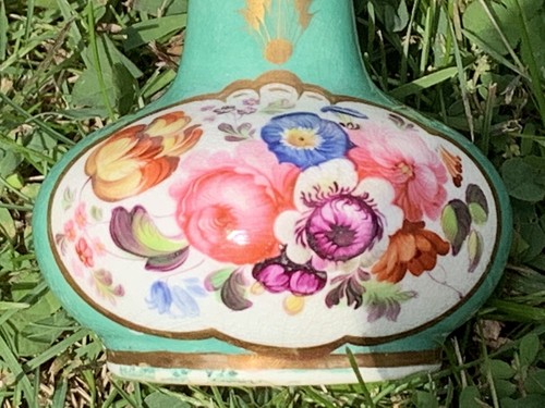 Exquisites Paar englische Porzellan grüne gemahlene kleine Kürbisform Blumenvasen - Bild 10 von 11