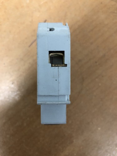 Wylex NSB32 B32 32A MCB 32 Amp Circuit Breaker Fuse Socket NSB 32 Cooker Single - Picture 4 of 5