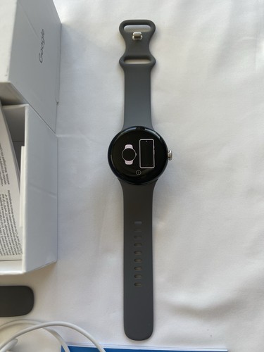 Android Google Pixel Watch Wifi Fitbit con cinturini antracite grandi e piccoli usato in ottime condizioni - Foto 6 di 10