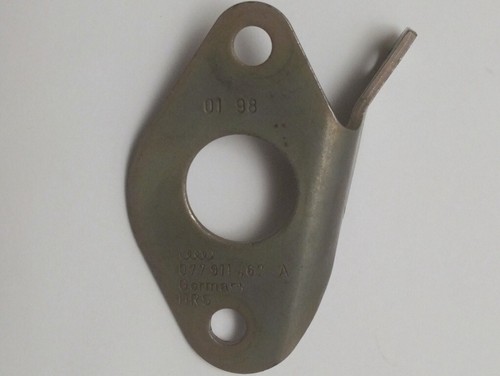 Genuine Audi C5 Bracket. At back of starter 077911467A - Picture 3 of 4