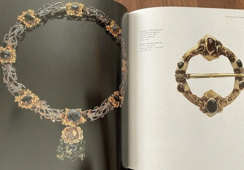 Medieval Jewellery: In Europe 1100-1500,Victoria & Albert Museum HC - Foto 5 di 5