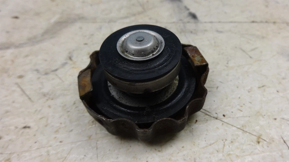 Honda VF500F VF 500 1984 Interceptor H1091-1' tapa radiador refrigerante Foto 3 de 4