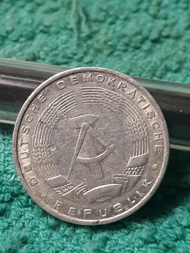 1968 East Germany 5 Pfennig ,GDR,DDR, Heavily Circulated With Oxidation - Picture 4 of 15