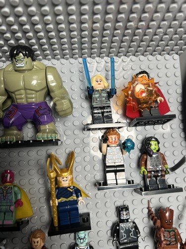 Minifigura Personalizada - Lote de 15 Temas Marvel - NO LEGO, vienen con soporte - Imagen 6 de 9