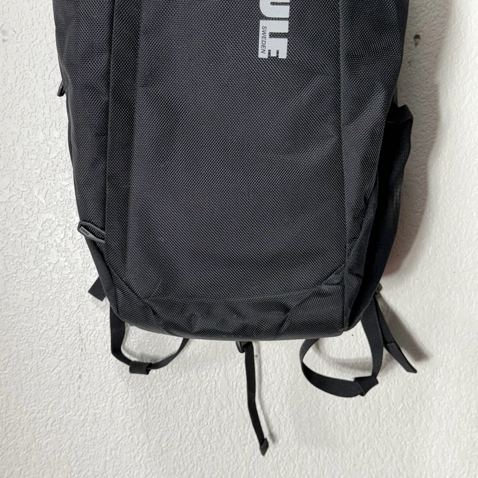Mochila de lona Thule Accent 20L negra | Compartimento para computadora portátil | Listo para viajar Foto 3 de 4