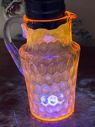 Fenton Vintage UV Reactive Yellow Coin Dot Pitcher GLOWS! - Picture 2 of 14