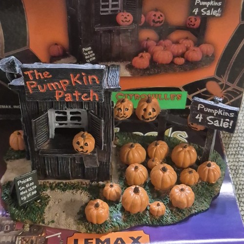 Lemax Spooky Town La Zucca Patch 2000 Villaggio Halloween #04521 Ritirato In Scatola - Foto 2 di 5