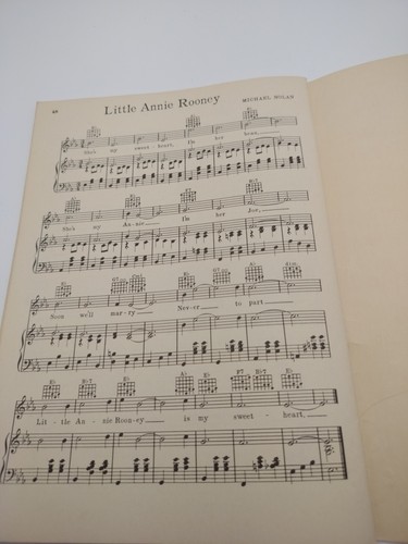 Libro de partituras Treasure Chest of Homespun Songs 1935 de colección folk americana - Imagen 7 de 7
