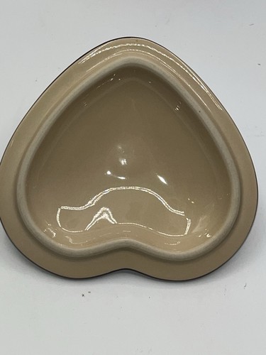 Le Creuset Herzform Steinzeug rot 8 Unzen Auflaufförmchen mit Deckel 08,36 - Bild 9 von 9
