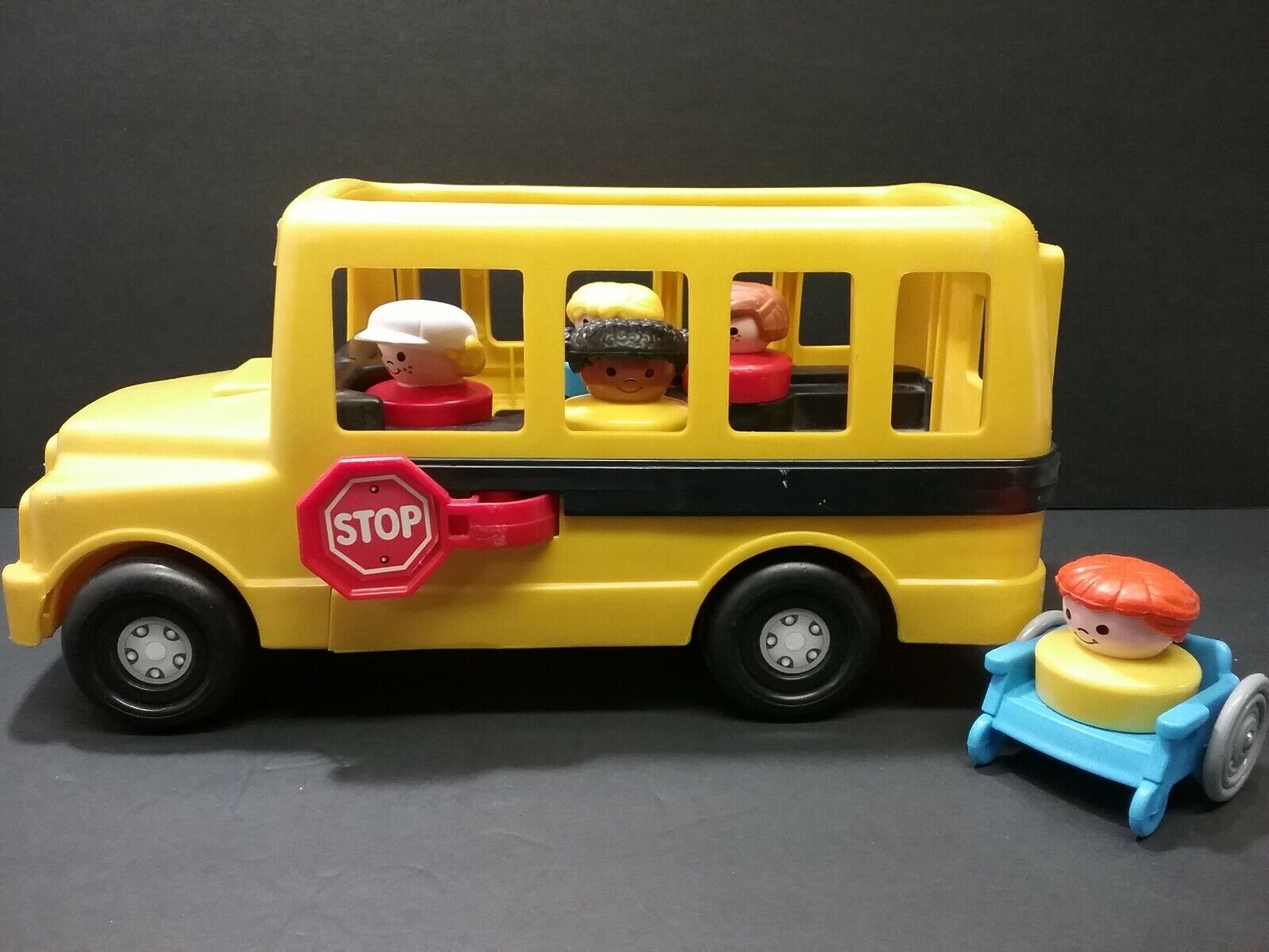 Vintage 1995 Max 52% OFF Fisher-Price National products Hanicap School people bus little 5 w