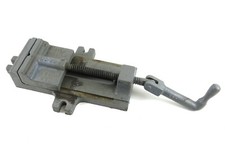 Yost No. 2D Machinist Bench Vise 4-3/4" Jaws x 5-1/2" Open