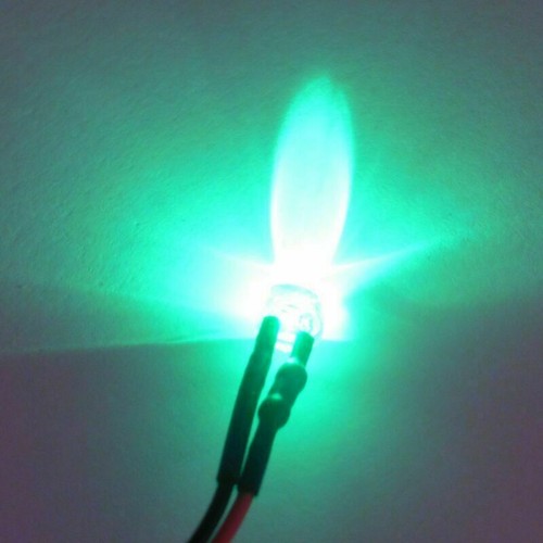 12V 5mm Flashing LED Diode Light Clear 20cm Cable Pre-Wired With Plastic Holder - Picture 13 of 17