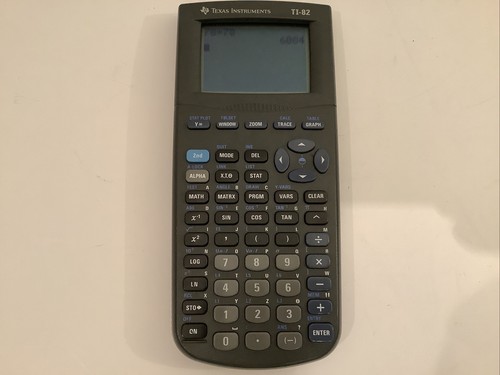 VINTAGE TEXAS INSTRUMENTS TI-82 GRAPHING CALCULATOR - WORKS GREAT - - Picture 2 of 8