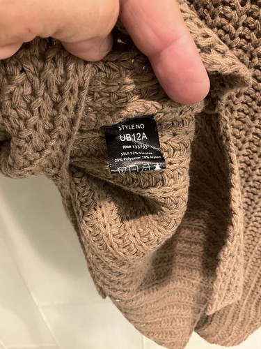NEW $119 POL SMALL Tan Turtleneck Step Hem Chenille Sweater - Picture 6 of 6