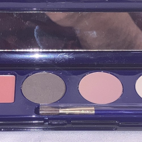 ESTEE LAUDER Signature Eyeshadow Quad Travel palette W Inside Mirror - Picture 5 of 8