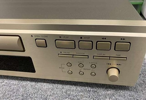 DENON DCD-755II Gold AC100V CD Player Sliver Tested Japan F/S Audio - Picture 9 of 9