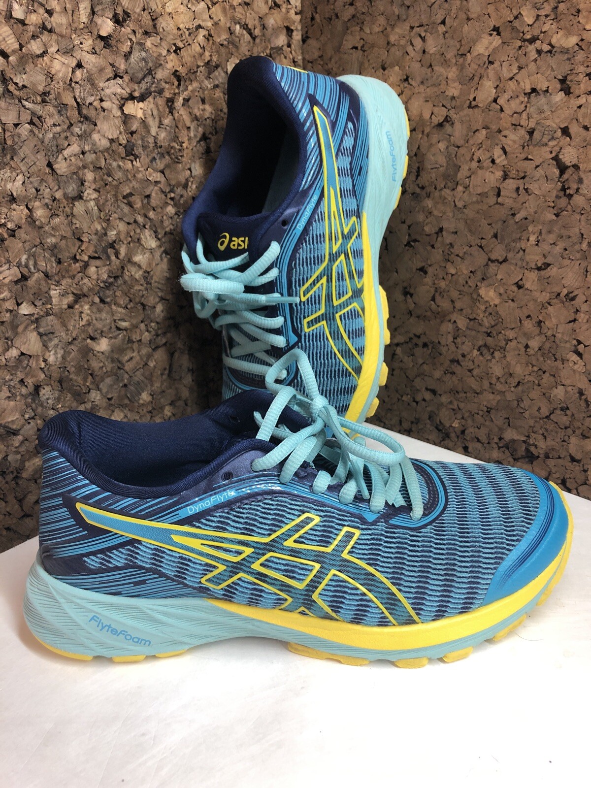 asics dynaflyte t6f8y