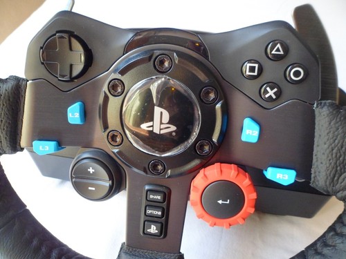 Logitech G29 Driving Force volante pedali cambio PlayStation PS4 PS5 - Foto 17 di 24
