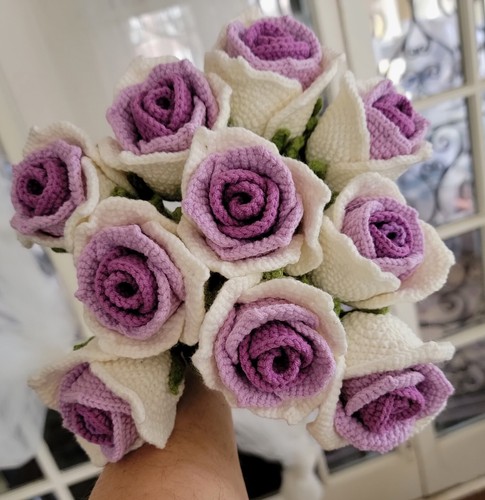 Crochet Roses Bouquet . Handmade qift for mom, grandma, Valentines, home decor - Picture 17 of 42