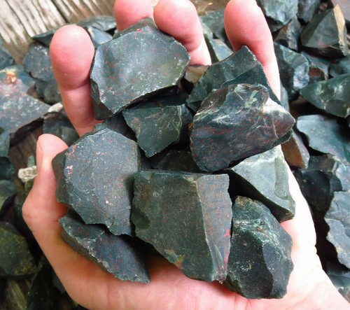 LOTE DE PIEDRAS CURATIVAS LIMPIADORAS DE SANGRE NATURALES HELIOTRÓPICAS DE PIEDRA DE SANGRE INDIA 1000 g - Imagen 2 de 6