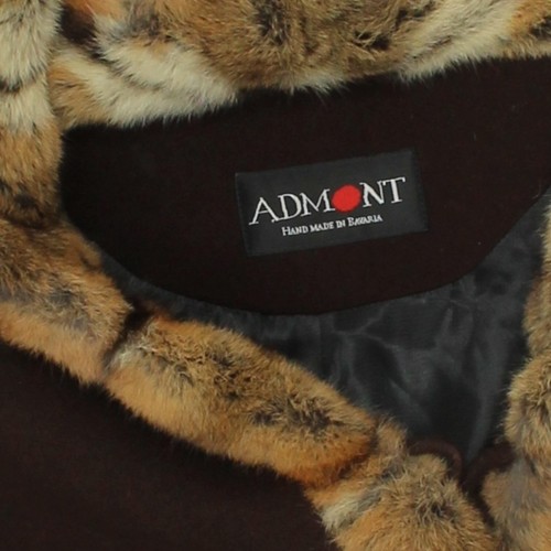 Abrigo vintage con ribete de piel | Chaqueta con capucha marrón de lujo para mujer Admont de colección - Imagen 3 de 4