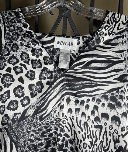 VTG Winlar Black White Animal Print Kafton Muumuu Dress Women’s One Size - Picture 2 of 3