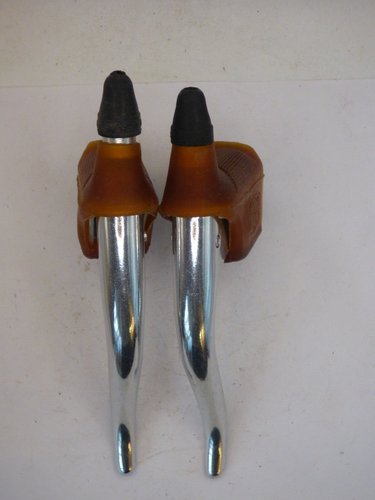 UNIVERSAL MODEL 61 + 68 BRAKE LEVERS - NOS - NIB - Imagen 9 de 14