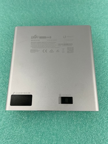 Ubiquiti Networks UCK-G2-PLUS UniFi Controller Hybrid Cloud Key Gen2 PLUS 1TB HD - Picture 3 of 4